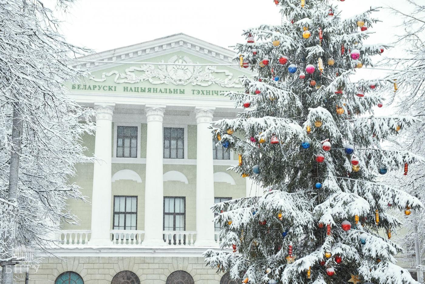 С днем рождения, альма-матер!